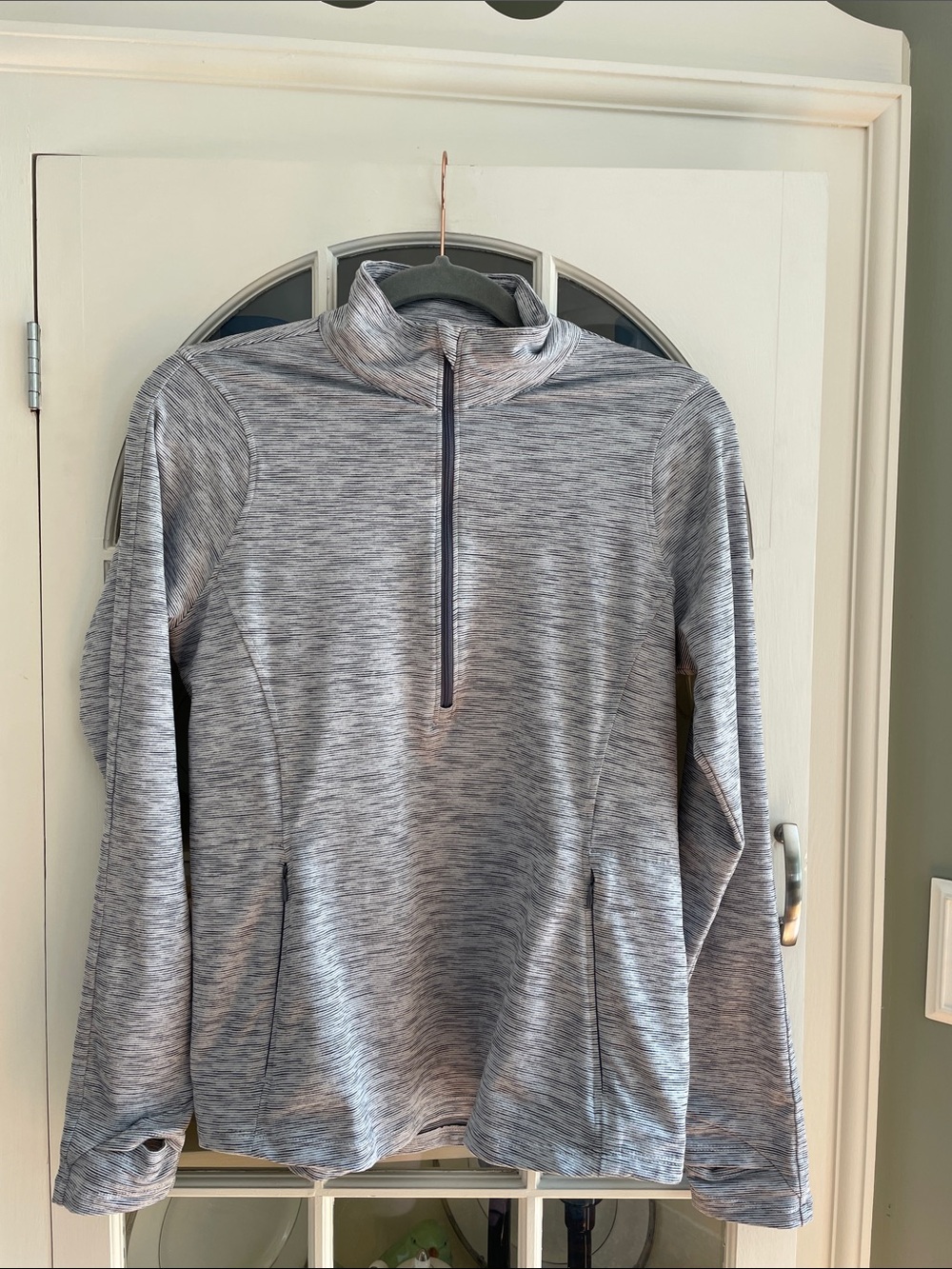 Road Runner PerfectFit Women's Striped Athletic Top - Grey/Black size:m